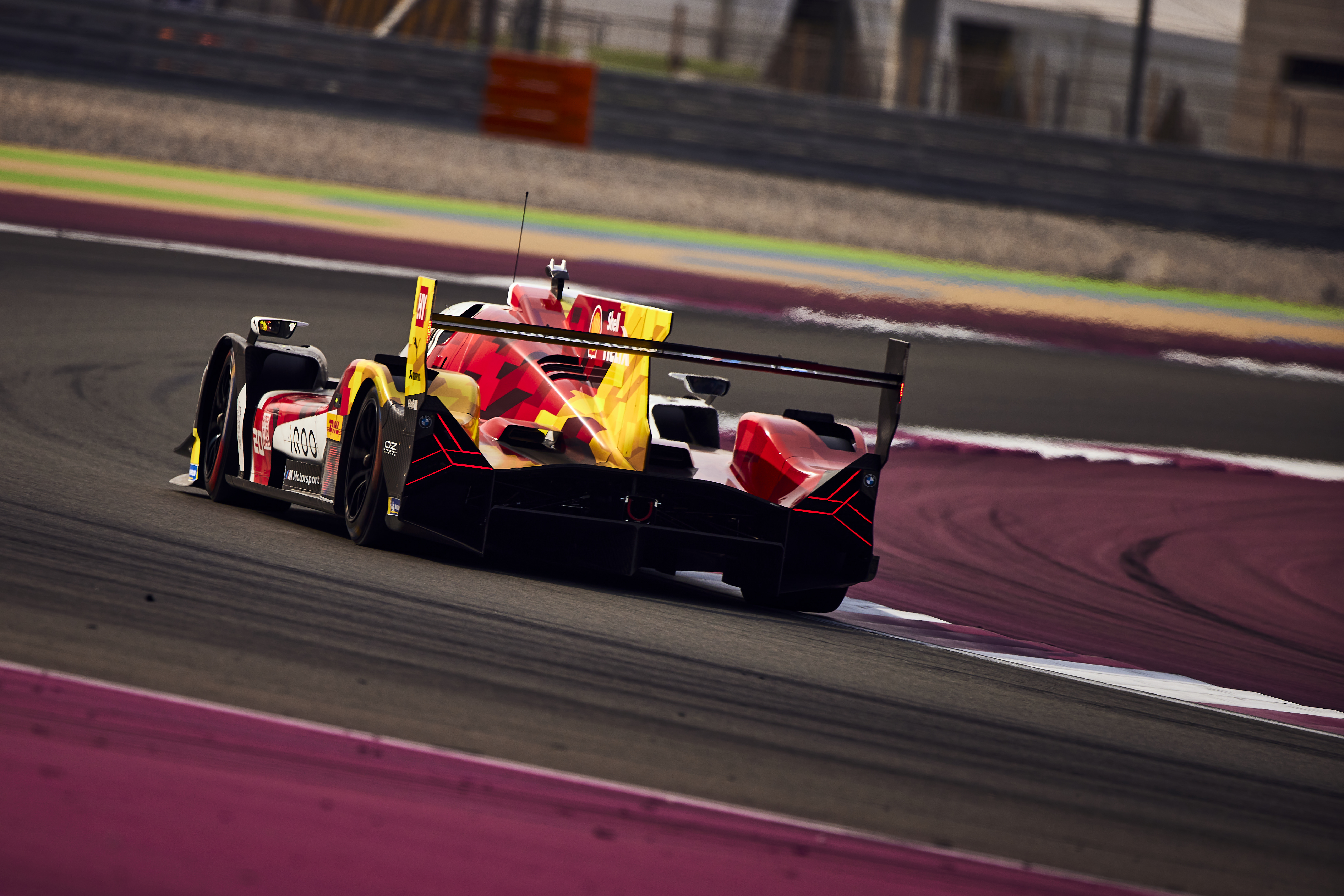 Lusail (QAT), 25th to 28th February 2025. BMW M Motorsport, FIA World Endurance Championship, FIA WEC, Qatar, BMW M Team WRT, Hypercar, LMDh, hybrid, #20 Shell BMW M Hybrid V8, Sheldon van der Linde, René Rast, Robin Frijns.